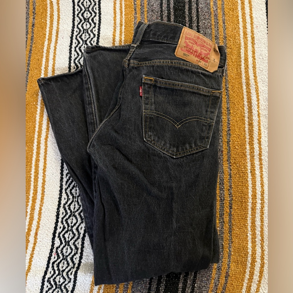 Levi Jeans 501’s - 33x32